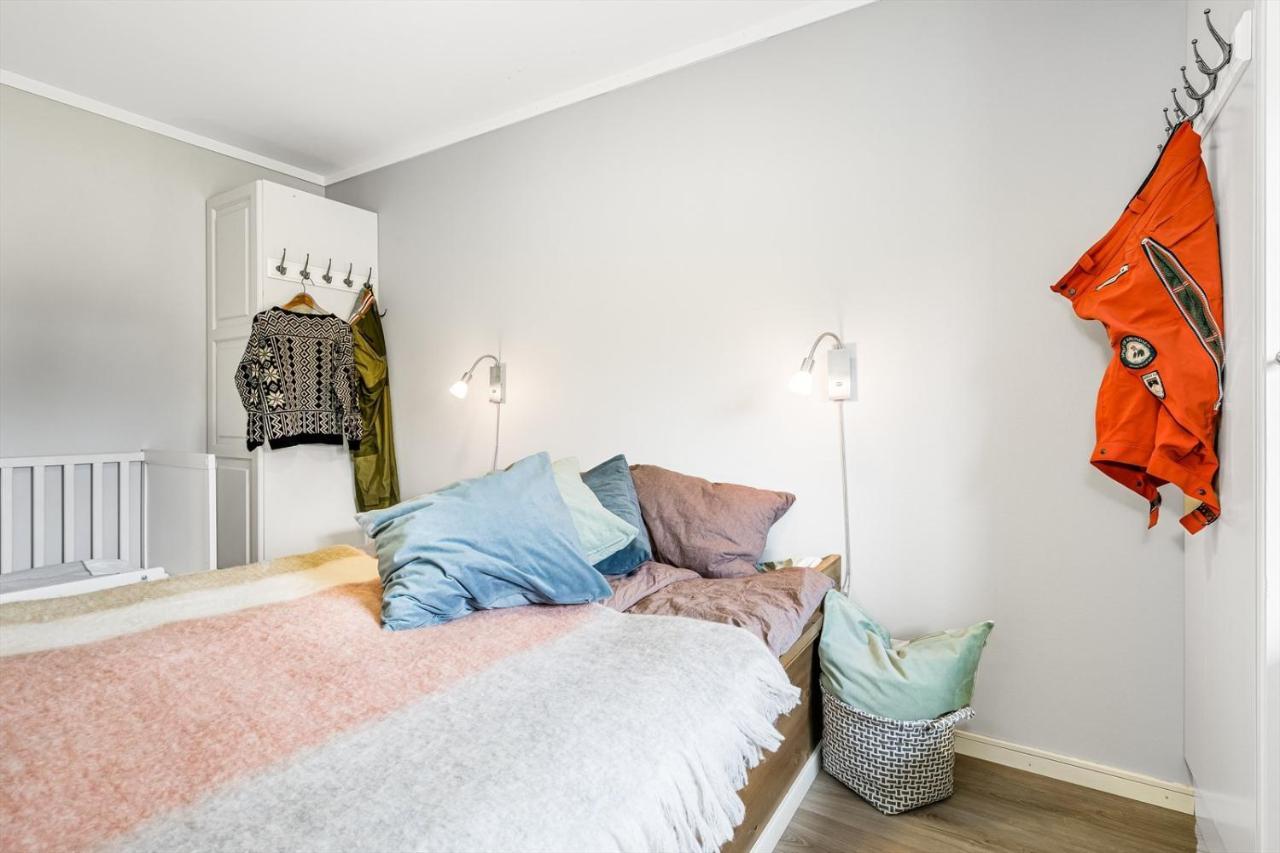 Leilighet Beitostolen Sentrum, Terrasse Og Innendors Parkering Buitenkant foto