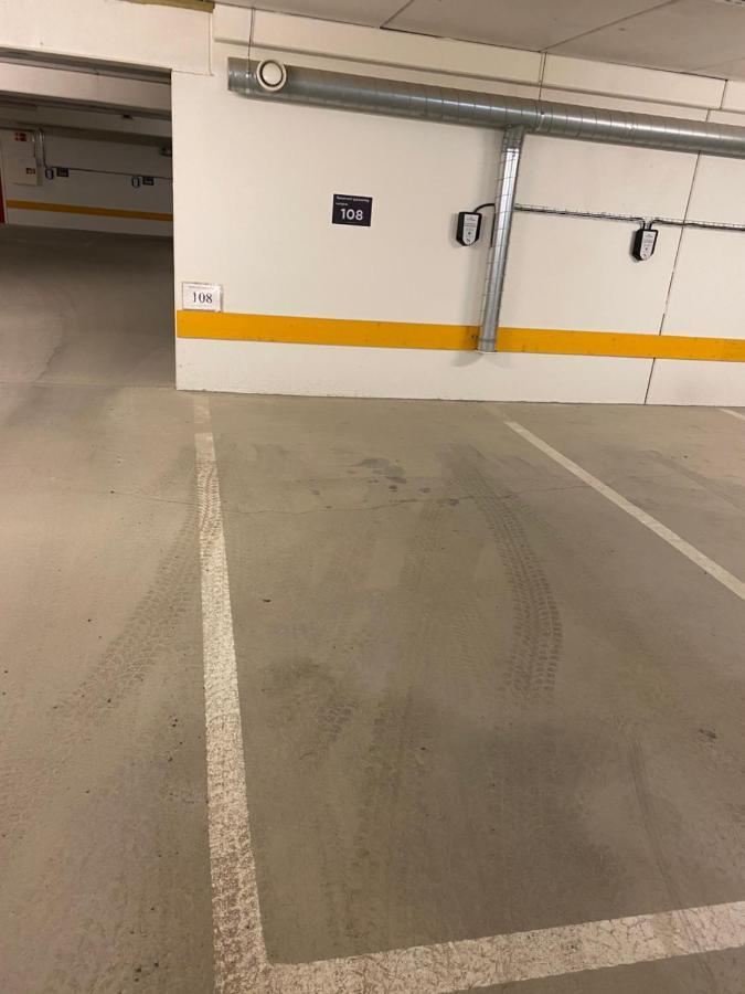 Leilighet Beitostolen Sentrum, Terrasse Og Innendors Parkering Buitenkant foto